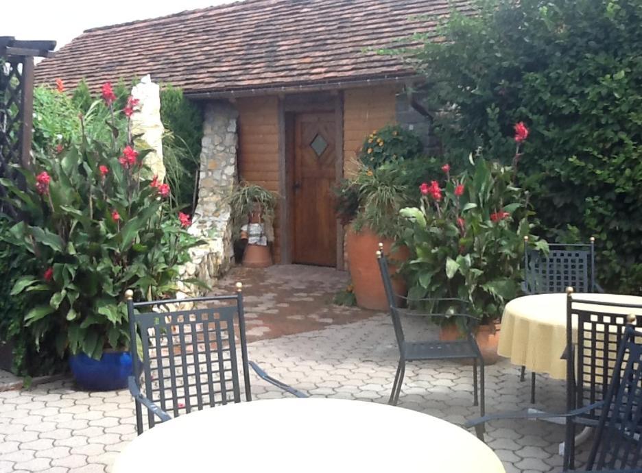 Landhotel Erhardt Bad Waltersdorf Extérieur photo